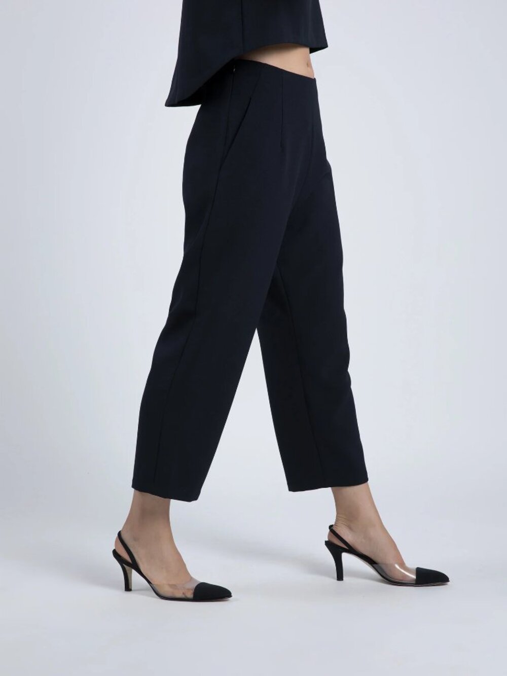Kaarem $240 Sua Tapered Trouser High Waist Relaxed Fit Cropped Pocket Zip Black